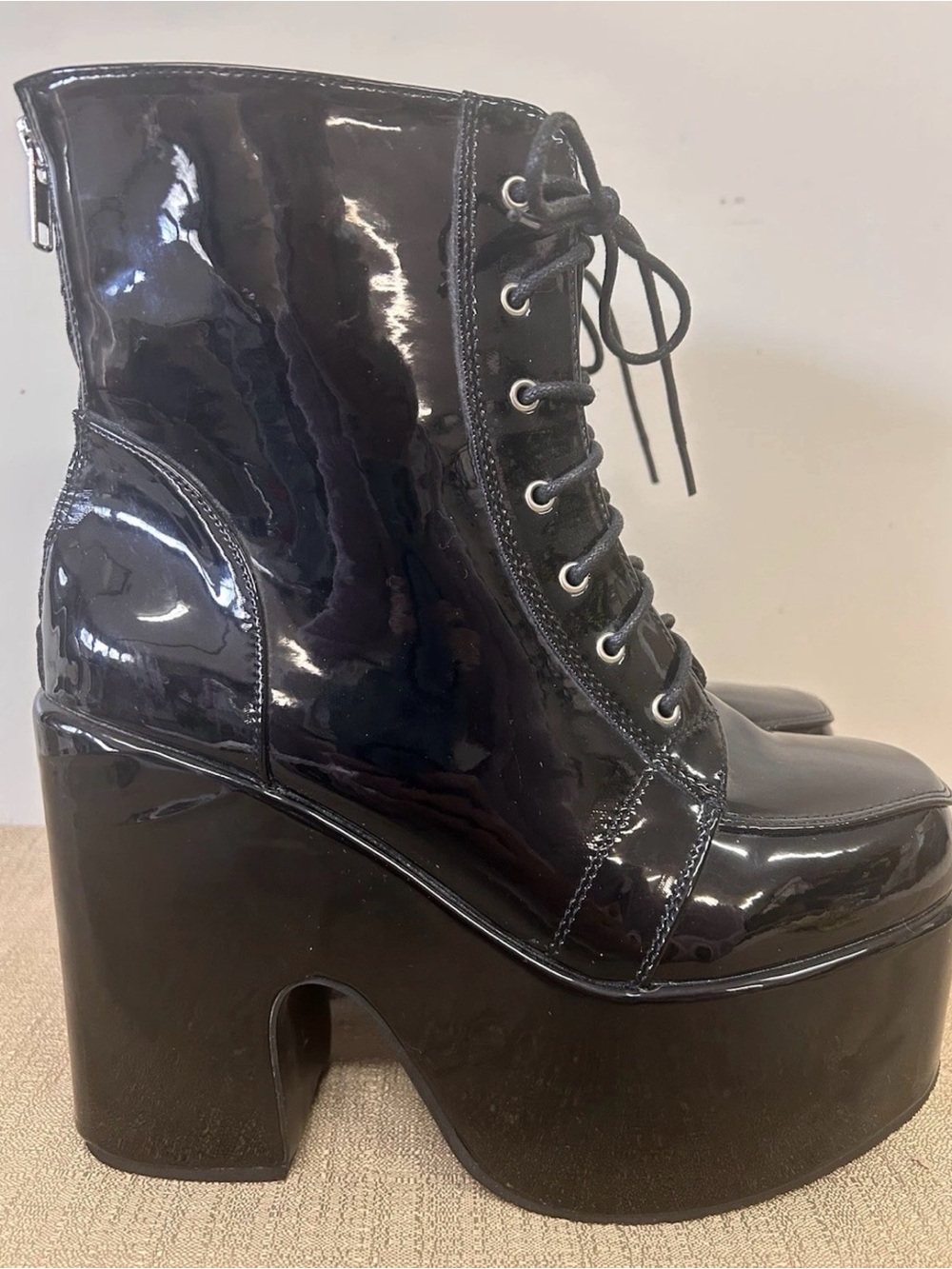 Goth 5” Unisex Patent Platform Boots
